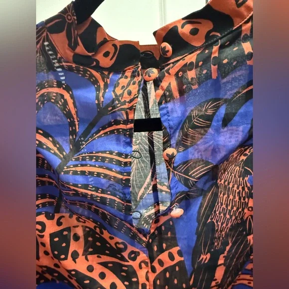 [NWT] $165 FARM RIO Tropical Gold Blue Pleated Long Sleeve Blouse. Size Small - Picture 11 of 12